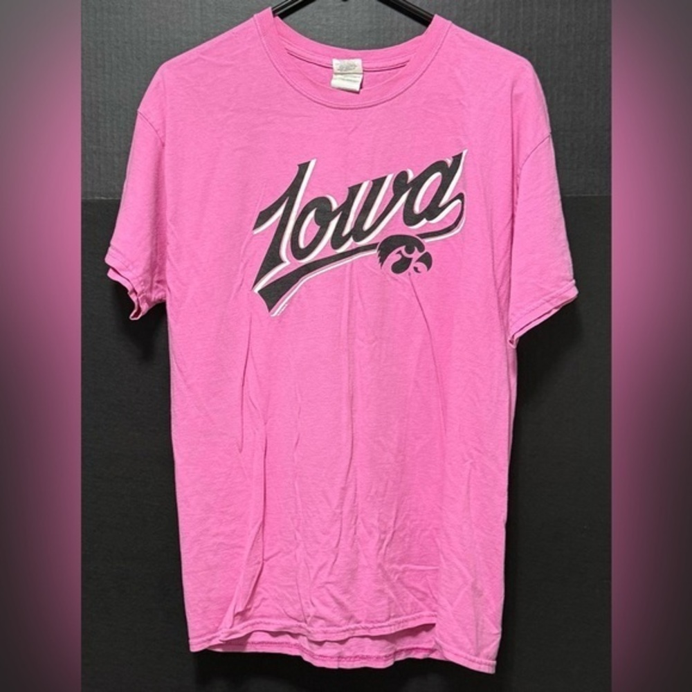 🏜️Iowa Hawkeyes Pink Crew neck T-Shirt